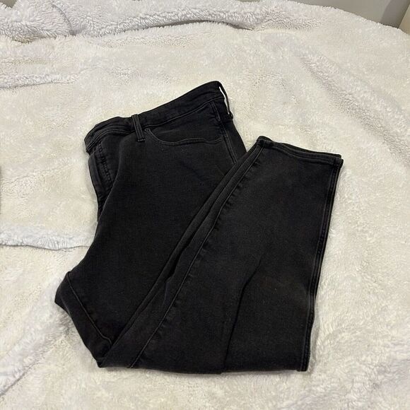 Madewell Woman 10'' High Rise Skinny Jeans Plus Size: 26W In Black‎ - Picture 1 of 9